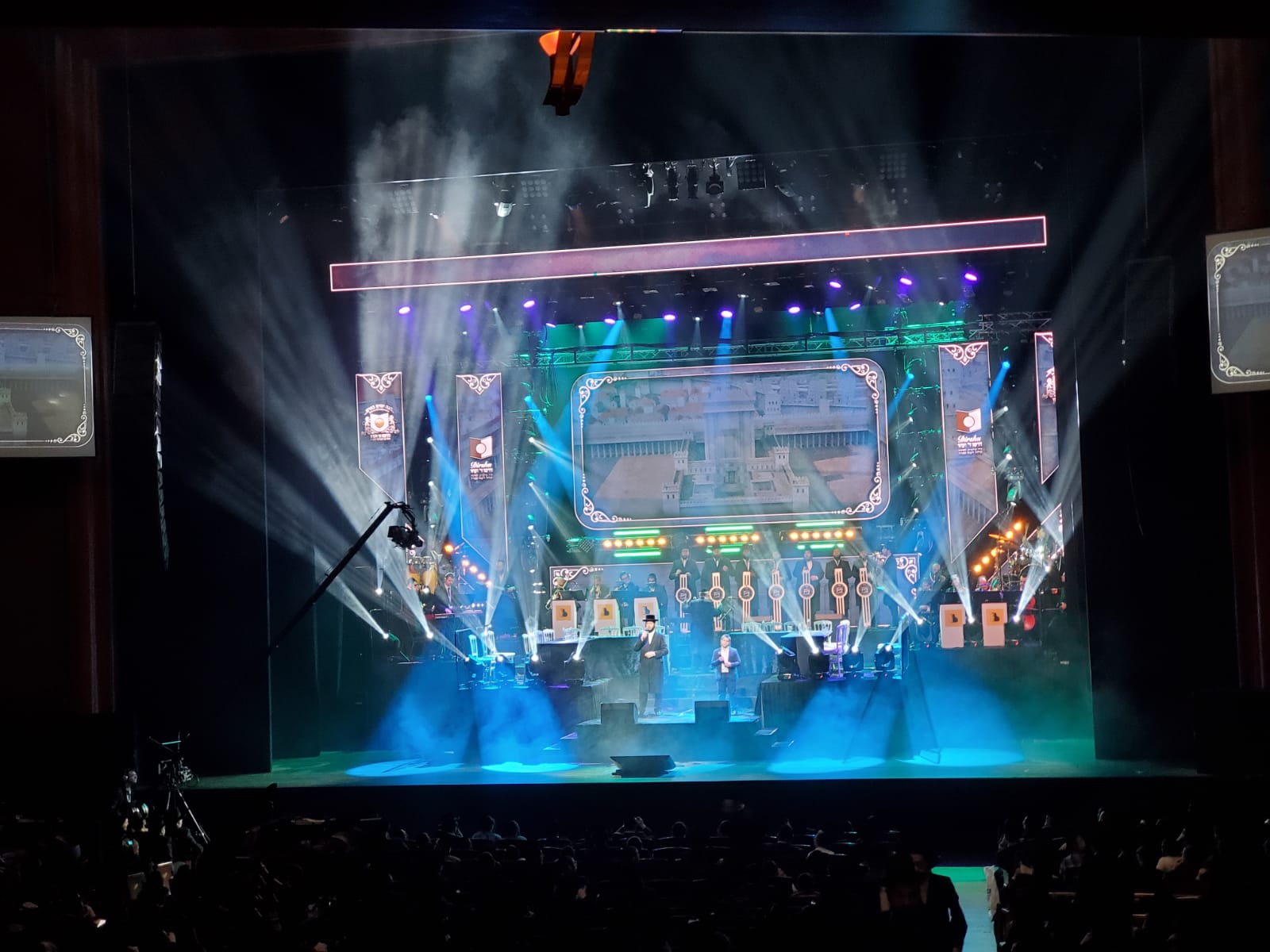 What to Know About Wattage, Volume, and Coverage When Renting Speakers